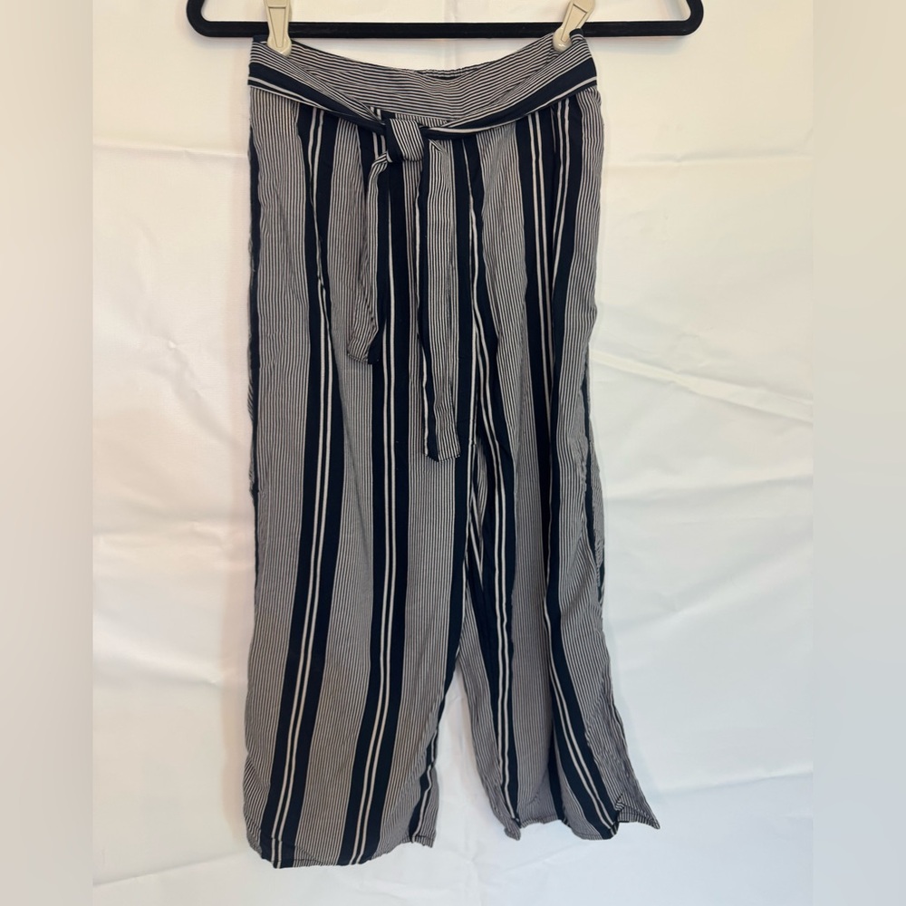 Abercrombie Kids Black and White Casual Striped Bottoms